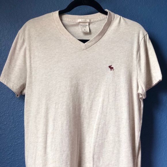 Abercrombie & Fitch T-Shirt - Picture 1 of 3